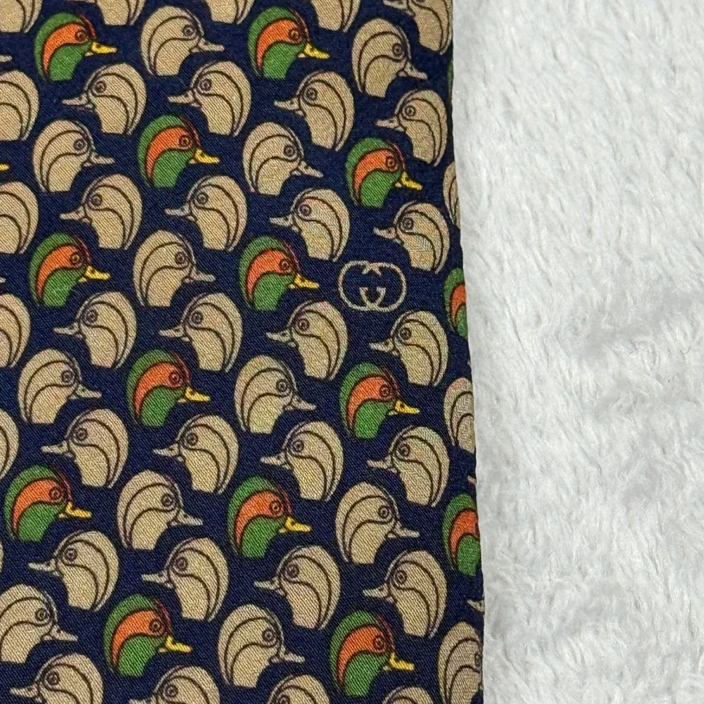 Vintage Gucci Silk Tie Mens Navy Blue Mallard Duck Head Interlocking G Italy